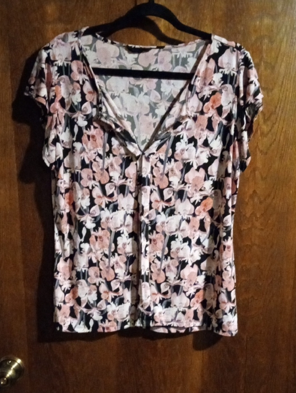 Source Unknown Floral V-Neck Short Sleeve Top - Pink & Black
